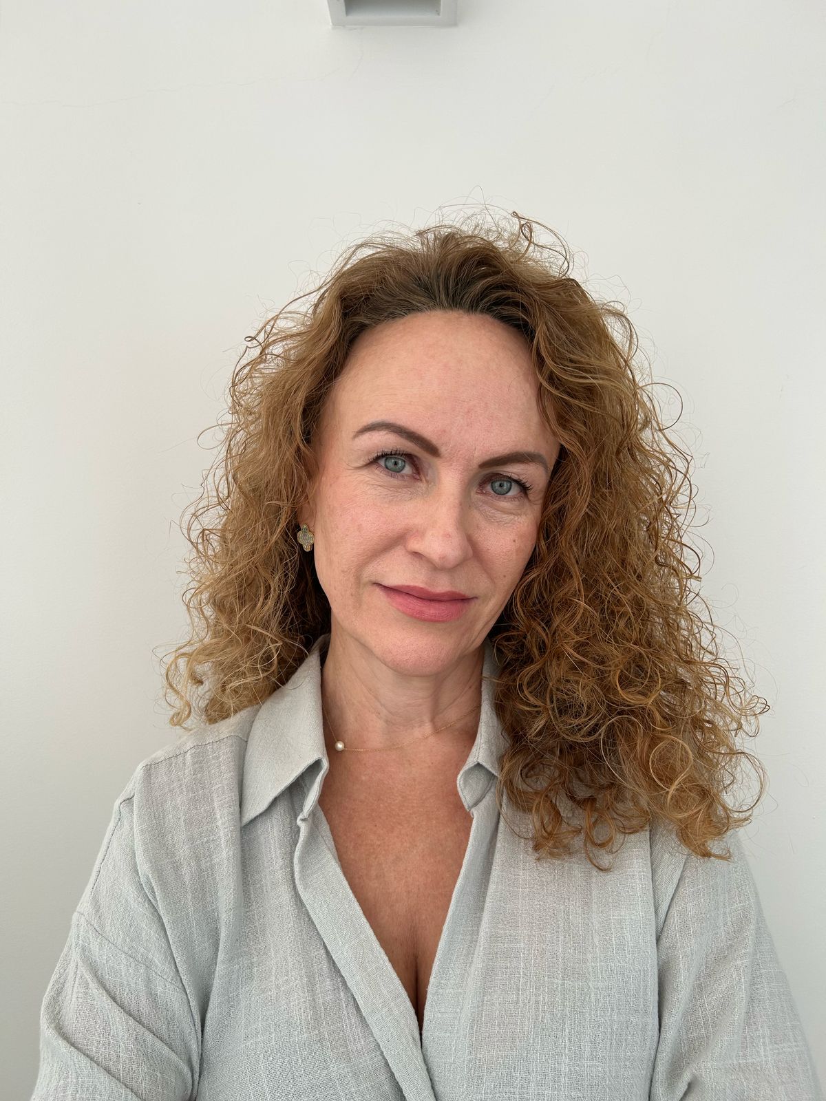 Adriana Larios Nobrega Gadioli