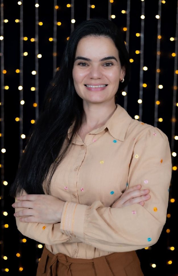 Dra. Lorena Silveira Cardoso